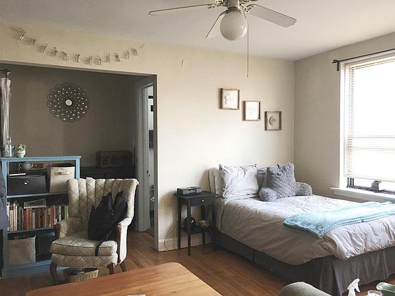 5th image of 3345 N Marshfield Ave #207-304
