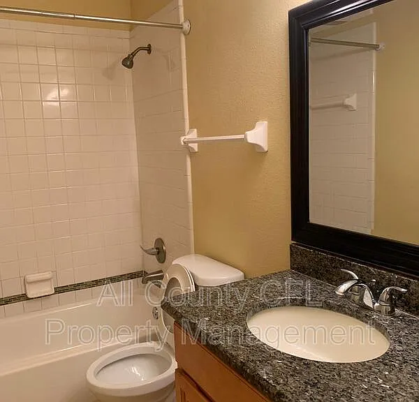 617 Gray Squirrel Ct — Photo 5