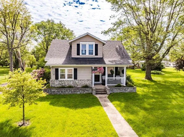 2770 S Andrews Rd, Yorktown, IN 47396