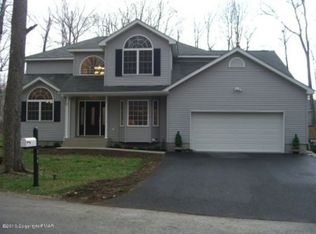 117 Colt Pl, Tobyhanna, PA 18466