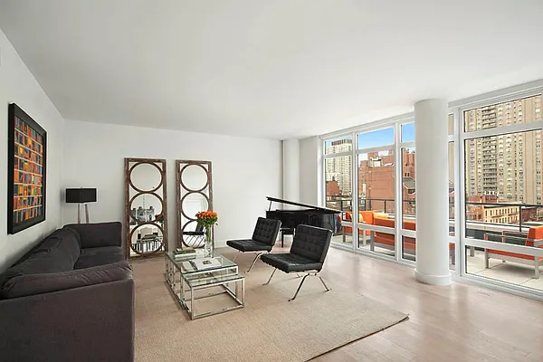 Sold by Town Residential | media 26