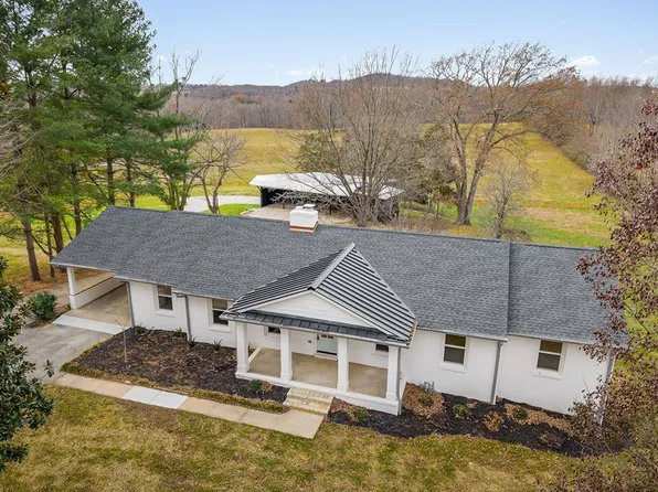 1331 S Maple Ave, Cookeville, TN 38506