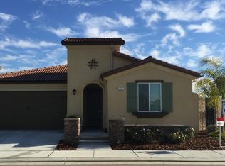 877 Maine Ave, Clovis, CA 93619