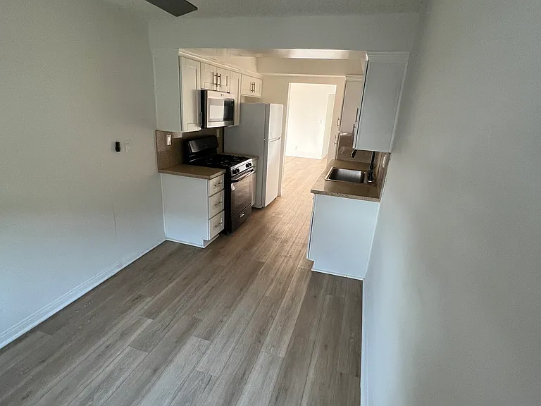 Casa Del Rey Apartments — Photo 10
