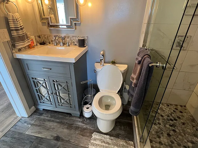 351 Mangels Ave — Photo 20