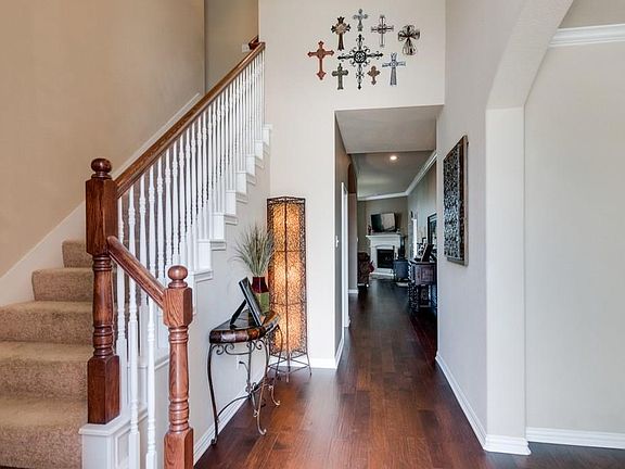 4th image of 2925 Softwood Cir