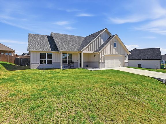 3rd image of 4004 Gallivant Dr