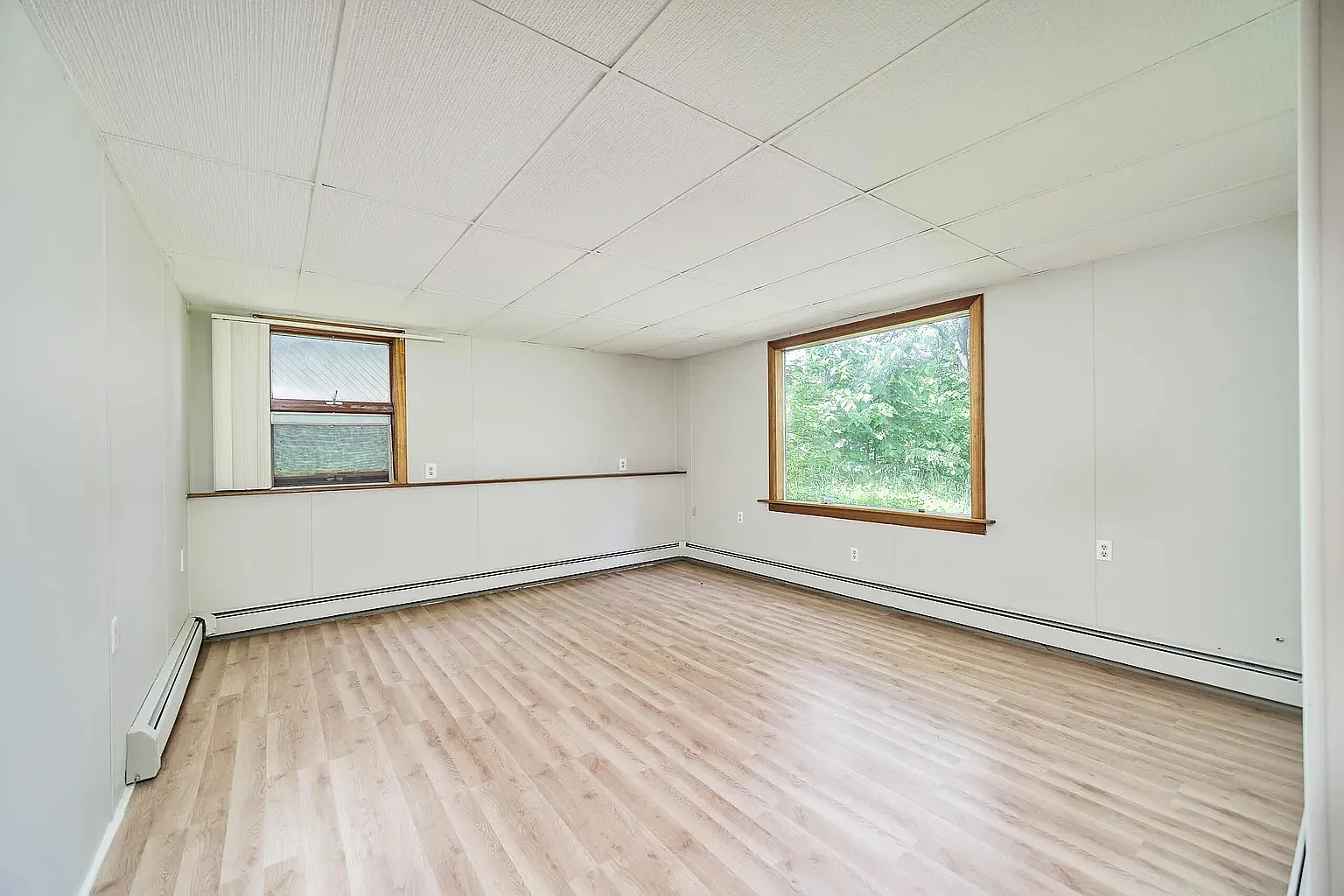 2 bed, 1000 sqft, $1,350 — Photo 4