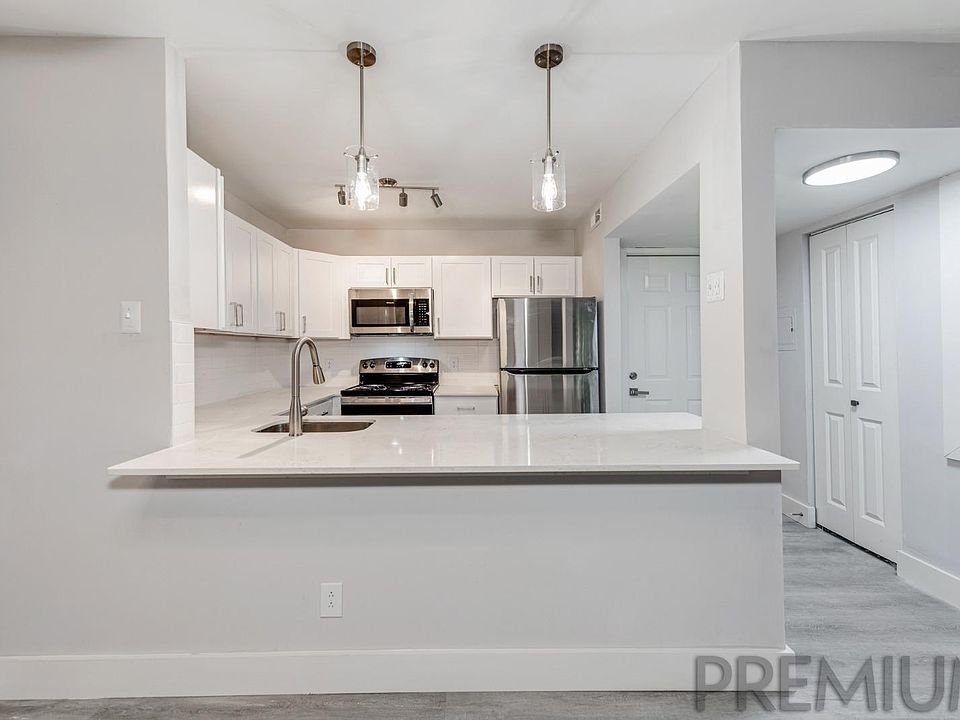 The Flats at Arrowood Apartment Rentals Charlotte, NC Zillow