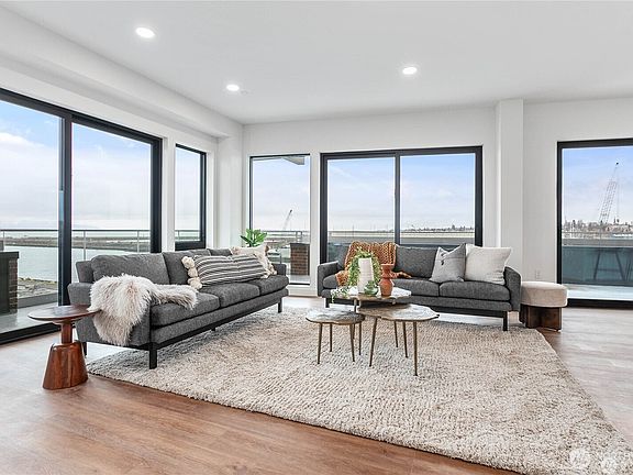 2nd image of 1019 Granary Avenue #202