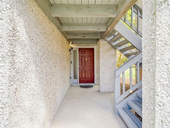 3rd image of 102 Oyster Shell Road #C-11