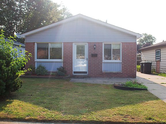 3rd image of 6243 Sylvia St