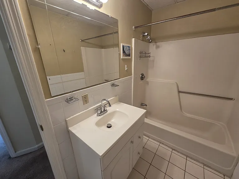239 Columbia St #3 — Photo 10