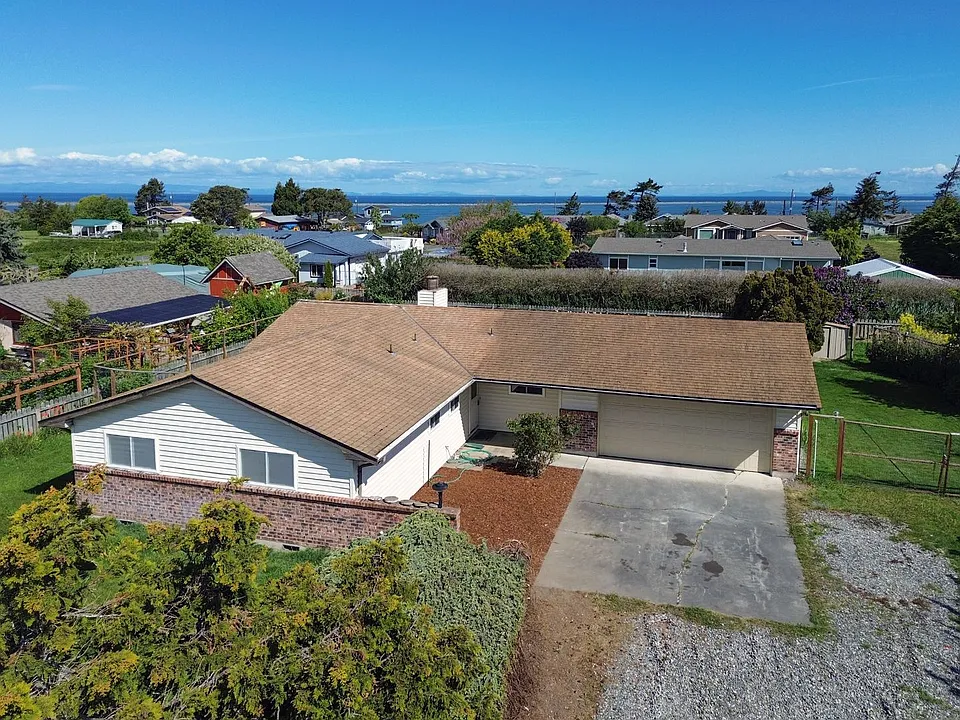 41 McLaughlin Rd