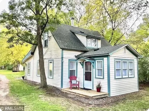 3967 Brown St, Pequot Lakes, MN 56472