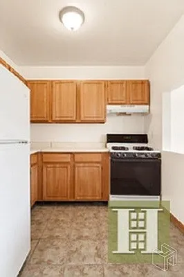 Rented by Halstead Real Estate | media 27