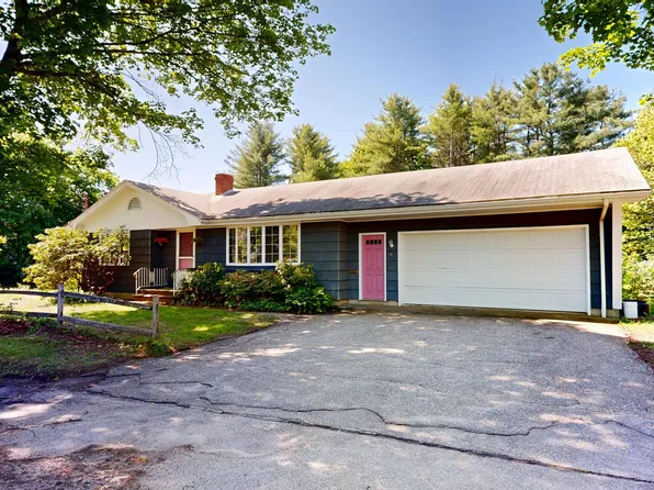 13 Sunset Street, Lewiston, ME 04240