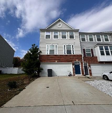 2nd image of 212 Landing Dr