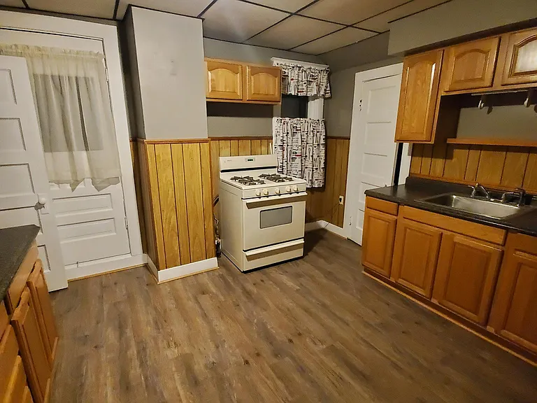 310 Olmstead Ave #UPPER — Photo 15
