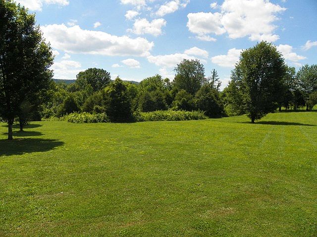 1st image of 30 Wood Ln
