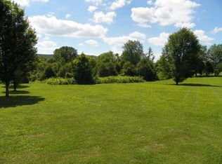 30 Wood Ln, Pleasant Hill, TN 38583