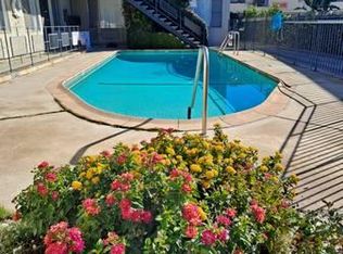 4323 Ventura Canyon Ave APT M, Sherman Oaks, CA 91423
