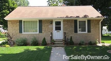 Front of House
						:
						Great curb appeal!
