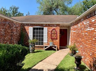 4511 Ponderosa Dr, Baytown, TX 77521