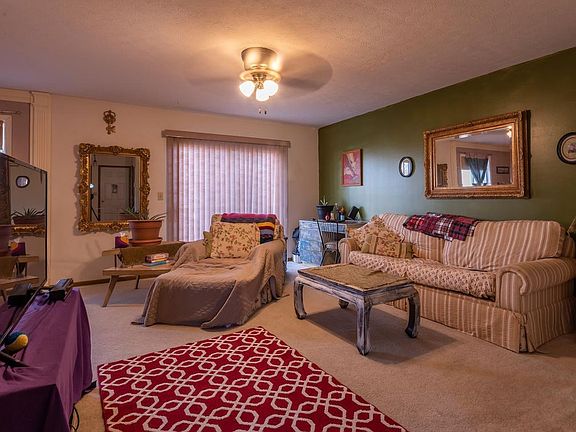 4th image of 1041 N Forest View Dr N