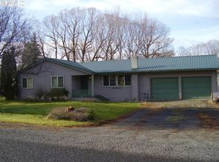 1202 Bryan St, Cove, OR 97824