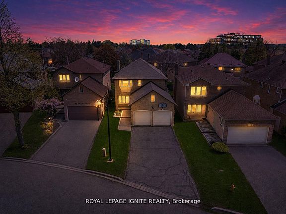 2nd image of 23 Shallice Ct