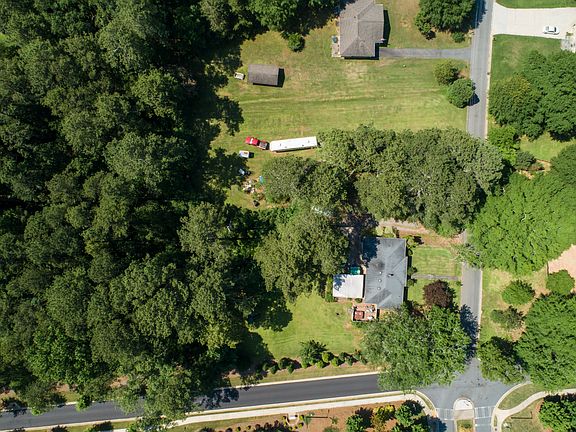 5th image of 114 Dean St Lot 16/17