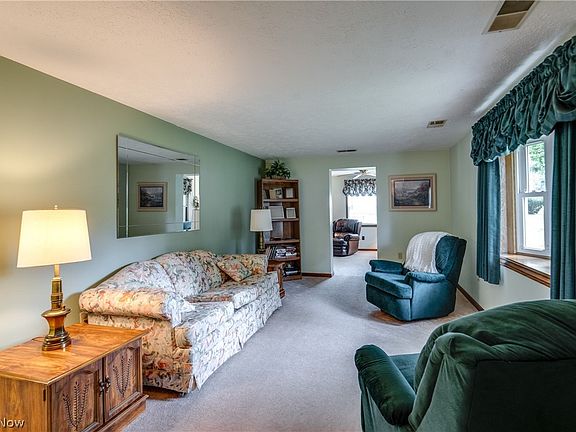 4th image of 1183 Aberth Dr
