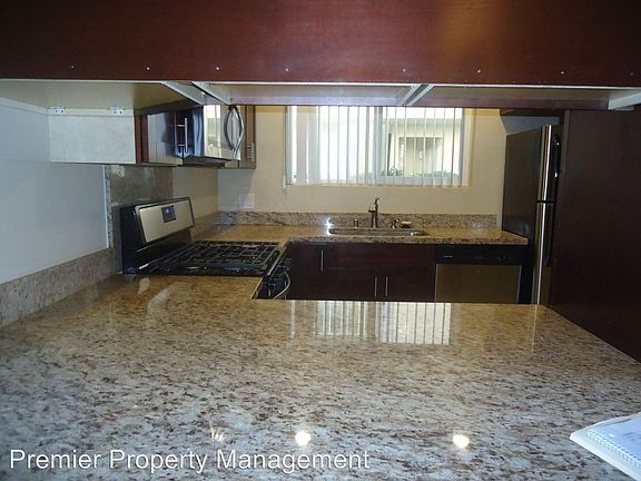 3rd image of 4844 Van Noord Ave APT 1