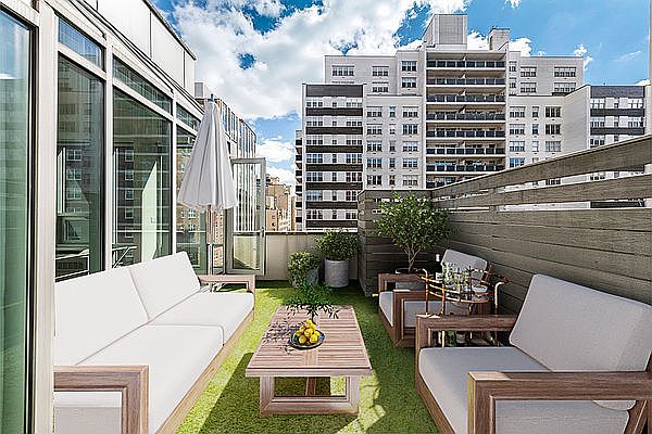 1st image of 148 E 19th St Penthouse B