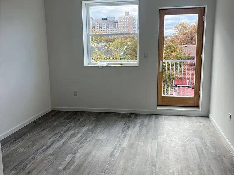 518 Thatford Ave #3 — Photo 14