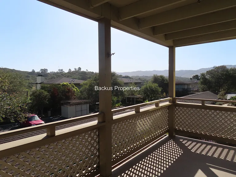 530 Pheasant Ridge Rd — Photo 18