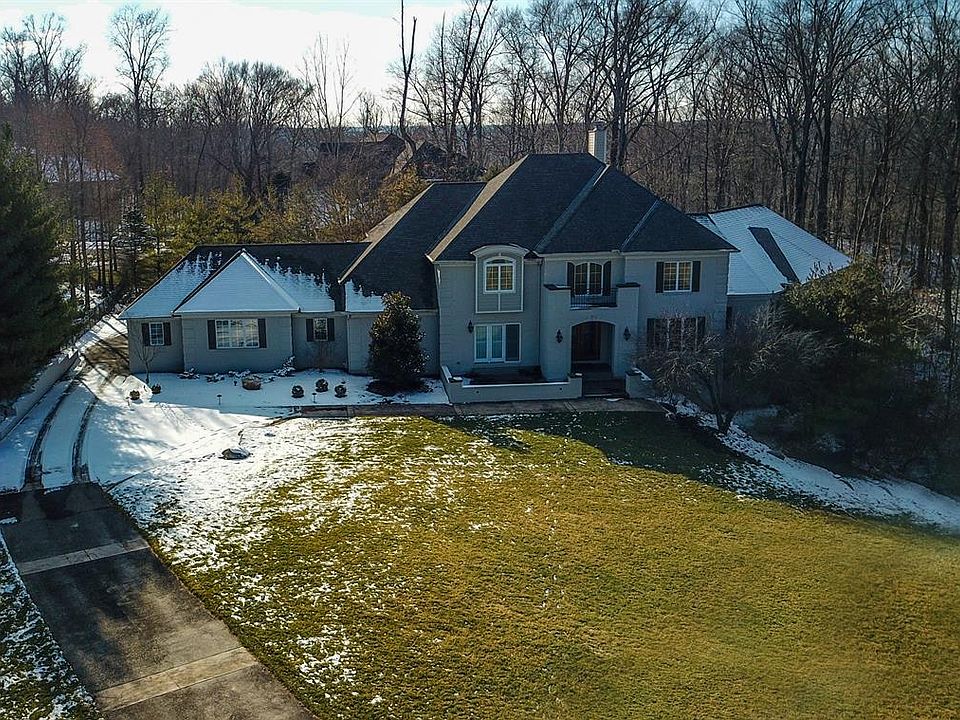 1st image of 894 Winding River Blvd