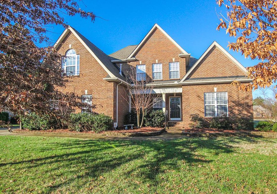 1st image of 2808 Beaulah Dr