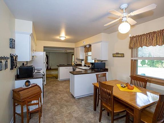 4th image of 1938 Sunnyside Dr