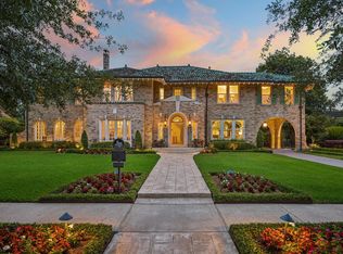 15 Courtlandt Pl, Houston, TX 77006