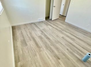 747 Normandy Cir, Hartland, WI 53029