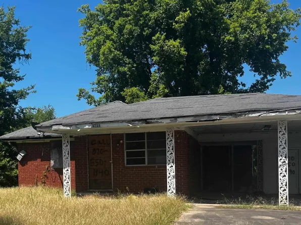1711 W 2nd Ave, Pine Bluff, AR 71601