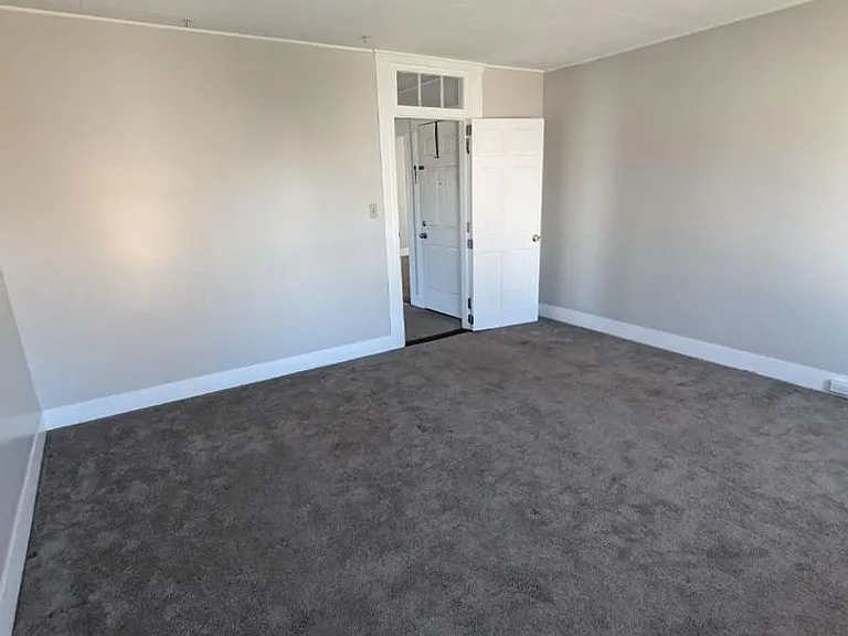 339 Spruce St — Photo 8