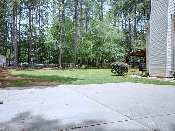 5th image of 59 Bartlett Dr