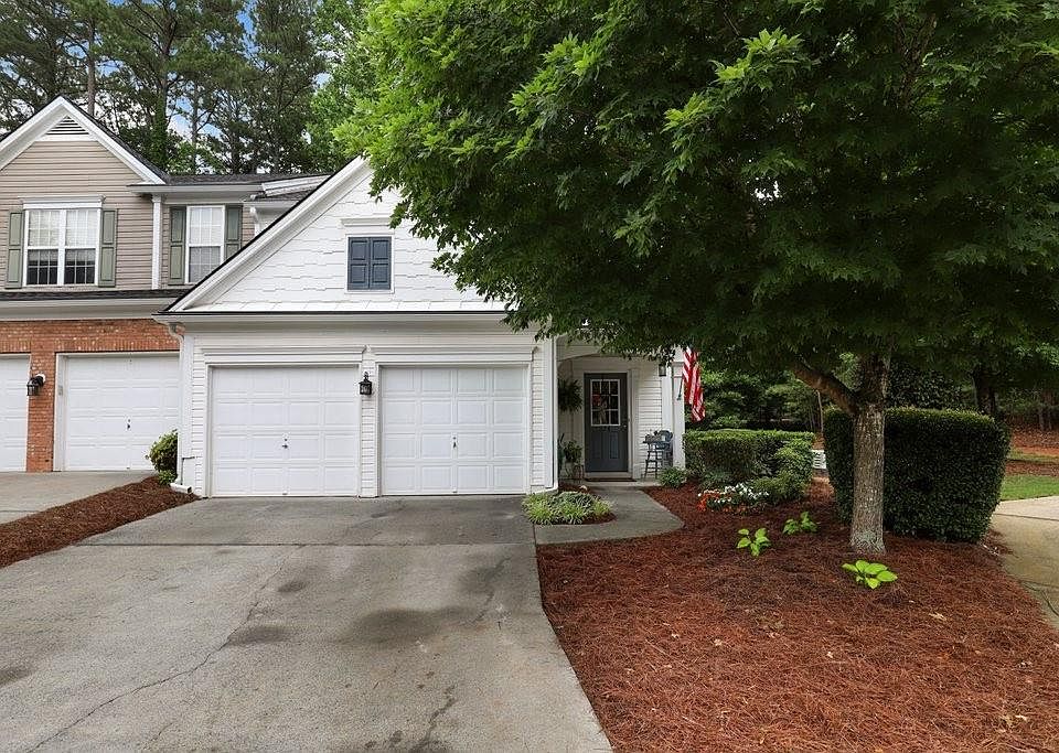 1st image of 174 Regent Pl
