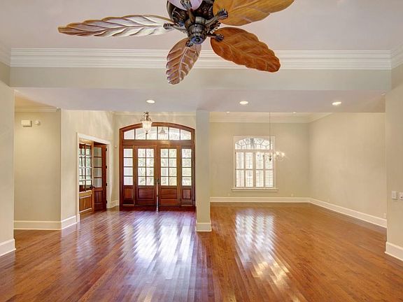 3rd image of 103 Hawkins Ln