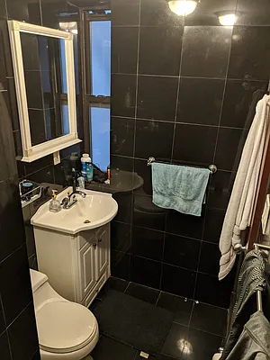 Rented by Point NYC | media 25