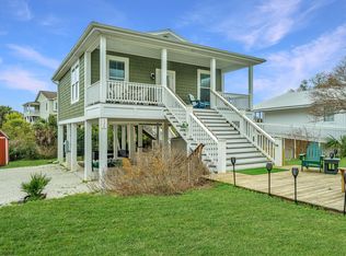 132 Jungle Rd, Edisto Island, SC 29438