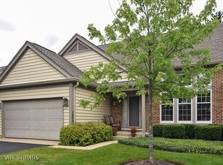 136 Warkworth Ln #80, Inverness, IL 60067